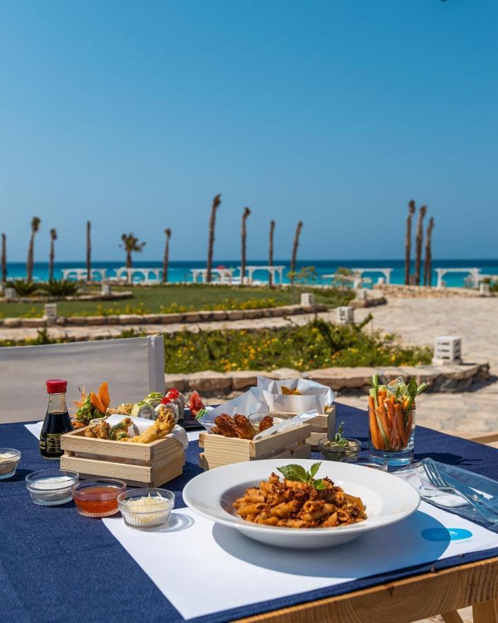 Aqua Heneish Beach Resort Mersa Matruh Exterior foto
